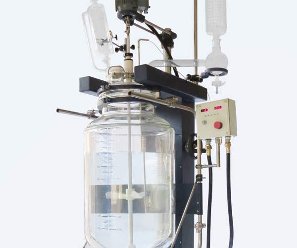 升降翻转玻璃反应釜的应用领域和选择