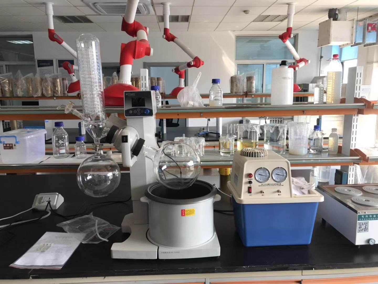 真空泵在旋转蒸发中的核心作用