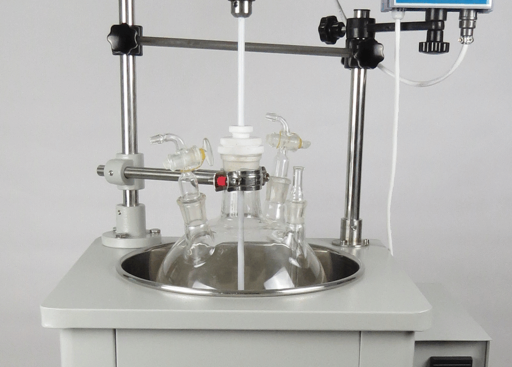 容积500ml-5l小型多功能反应器选型攻略
